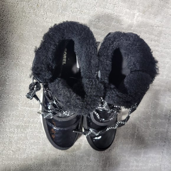 Sorel Whitney Womens Size 5.5 Black Patent Leather Lace Up Snow Boots. NEW - Picture 9 of 10